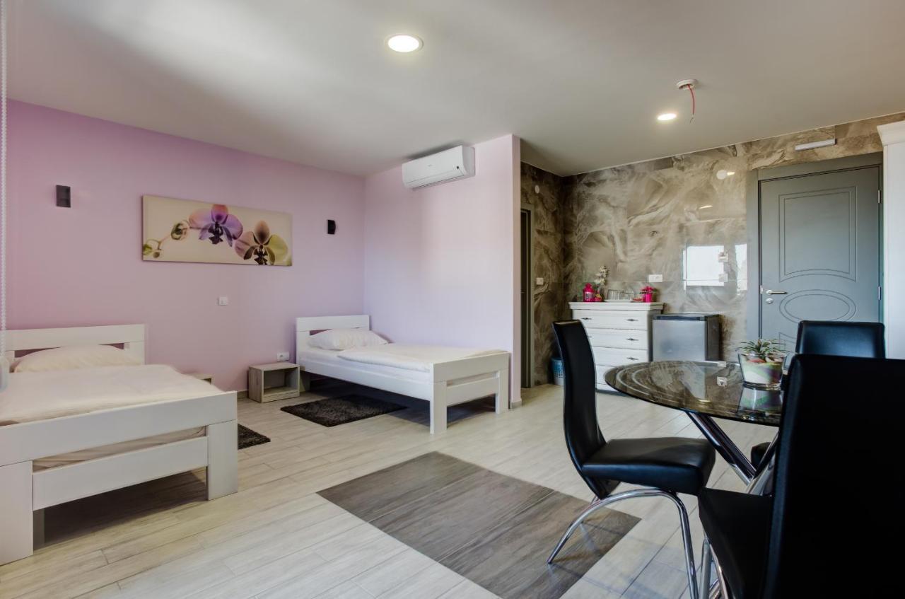 Apartments Singidunum 4 Lux Belgrade Luaran gambar