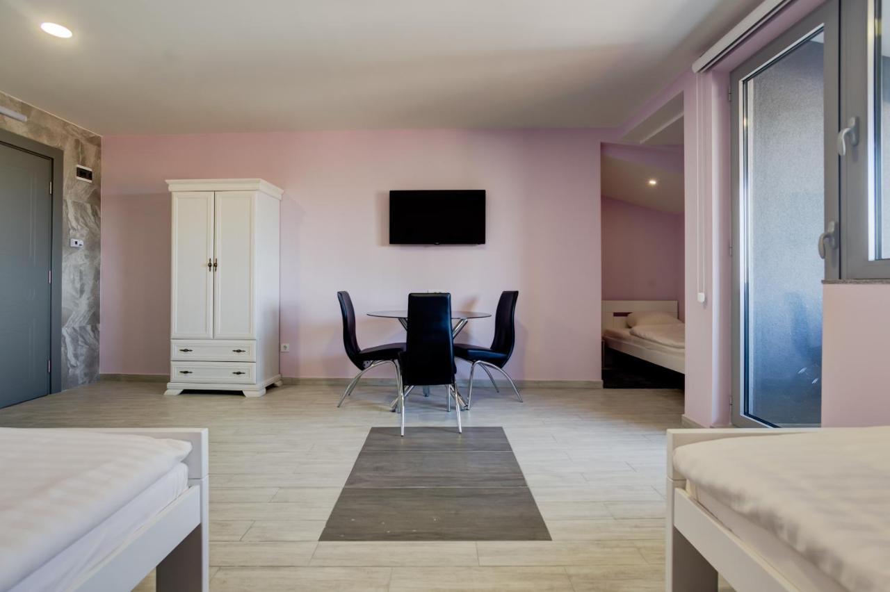 Apartments Singidunum 4 Lux Belgrade Luaran gambar
